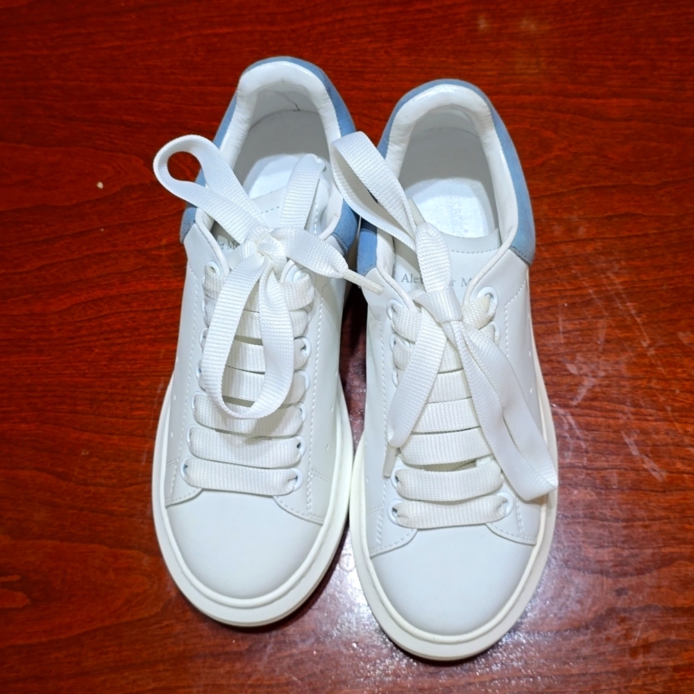 Alexander McQueen Oversized Sneaker 35D